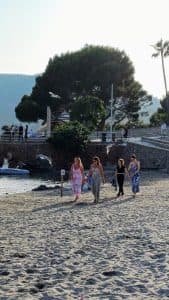 Grabbgänget strandade på Mallorca: ”Går på krita”